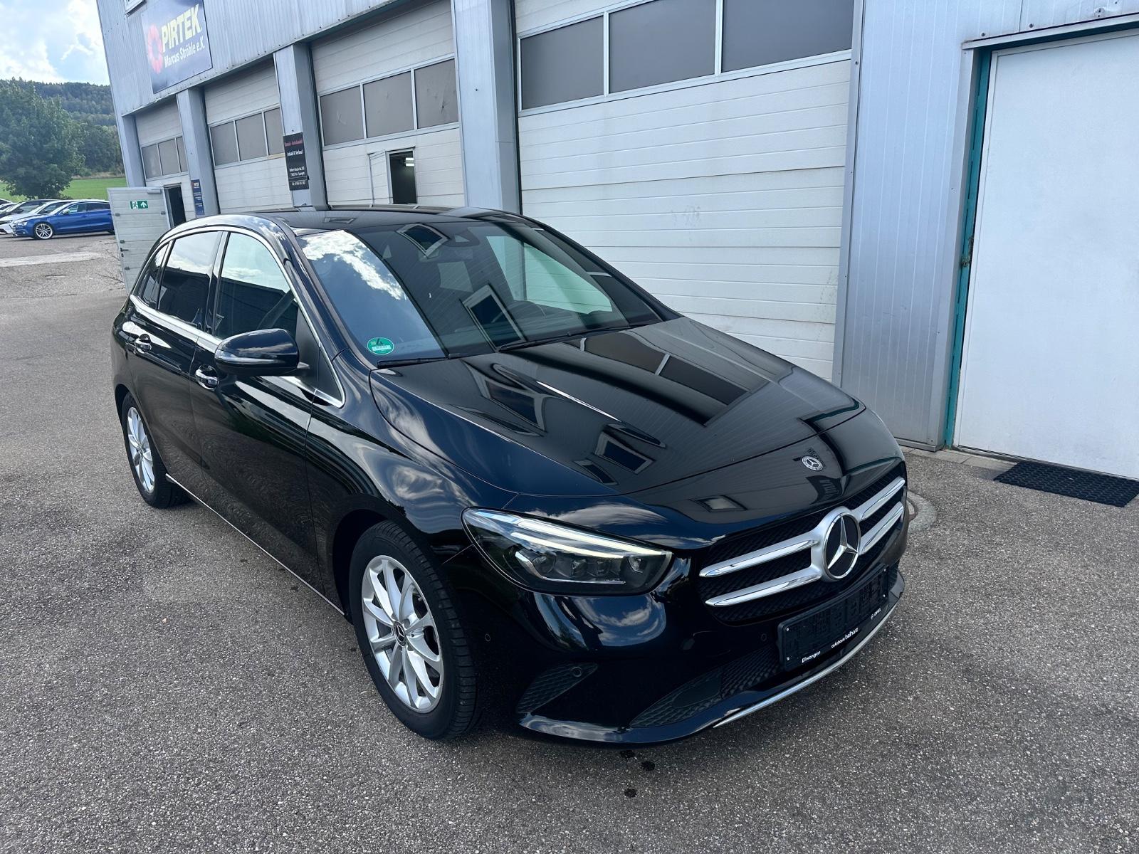 Mercedes-Benz B 220 B B 220 d