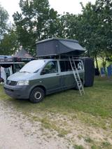 Volkswagen VW T5 Camper mit Dachzelt und viel Zubehör 