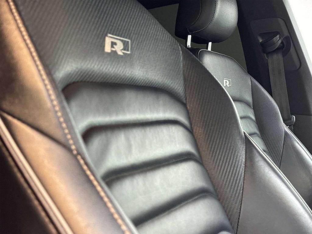 Volkswagen Arteon 2.0 TSI R-Line Leder DigCockpit Massage