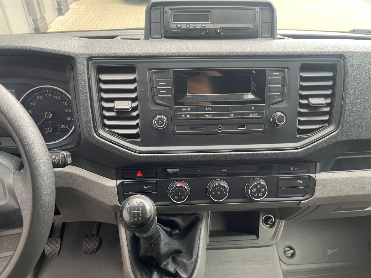 Fahrzeugabbildung Volkswagen Crafter PLUS 35 lang Hochdach FWD Kasten