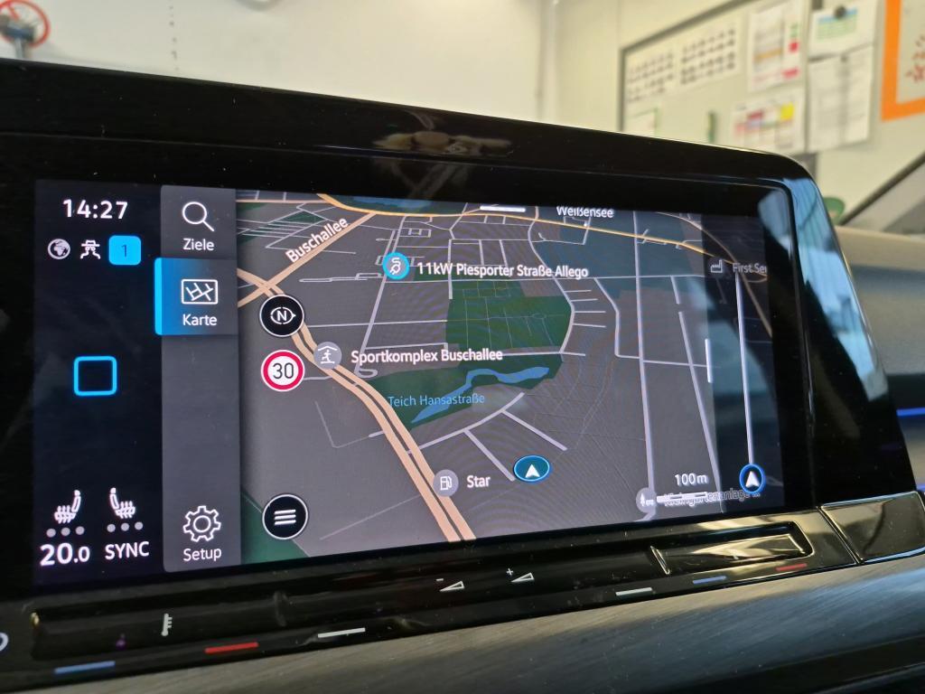 Volkswagen Golf 1.5 TSI Style AHZV anklappbar IQ.Light ACC, миниатюра 8