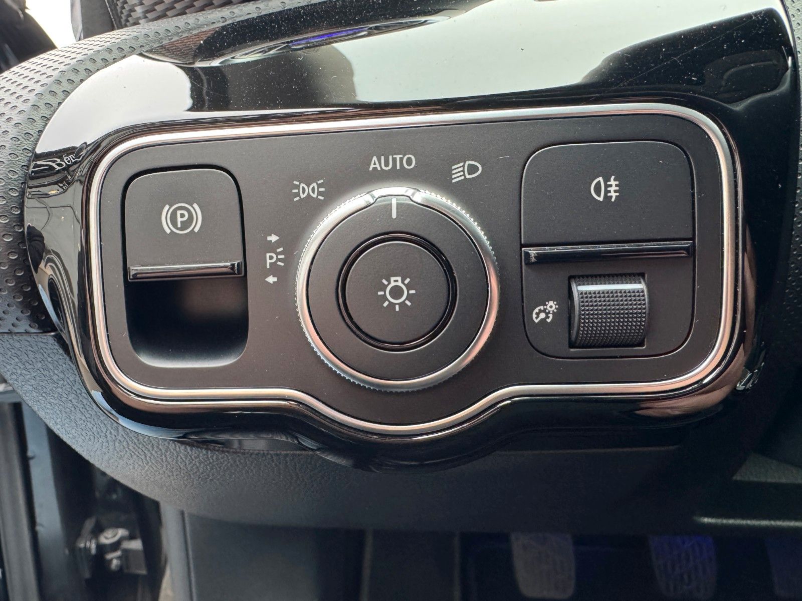 Fahrzeugabbildung Mercedes-Benz A 180 Progressive MBUX+LED+Ambiente+Carplay