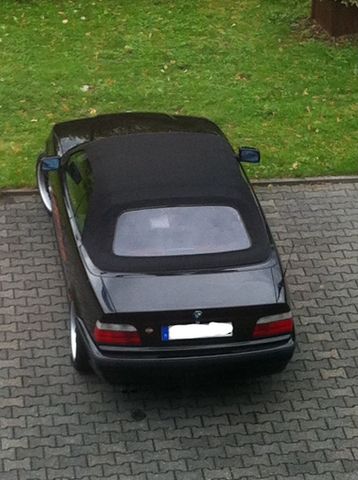 BMW 325i Cabrio