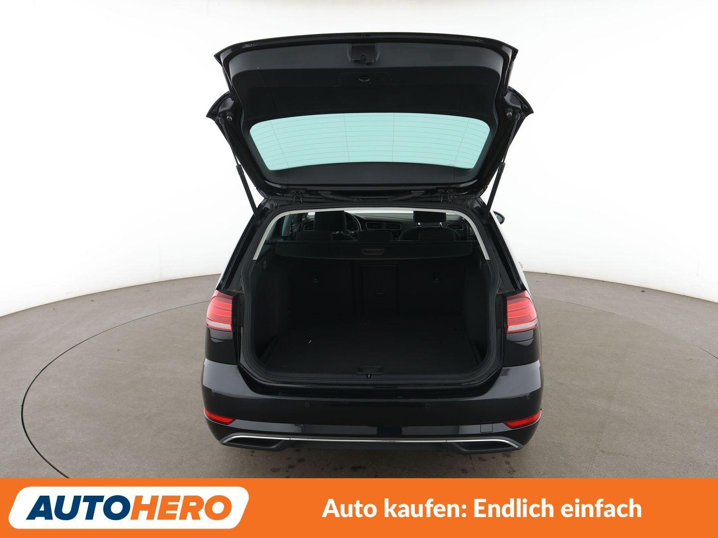 Volkswagen Golf VII 1.5 TSI ACT Sound*ACC*PDC*SHZ*KLIMA*