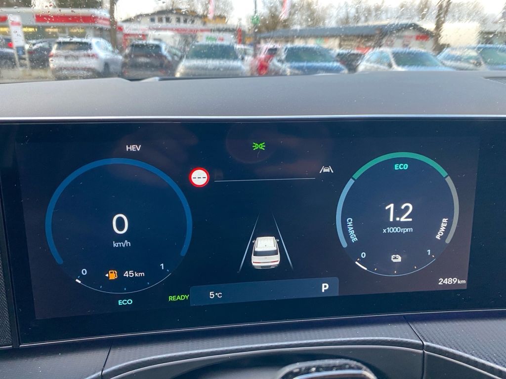 Fahrzeugabbildung Hyundai SANTA FE 1.6 Plugin-Hybrid 4WD Blackline (MX5)