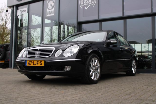 Mercedes-Benz E 500 ELEGANCE V8 / Youngtimer / Unieke staat