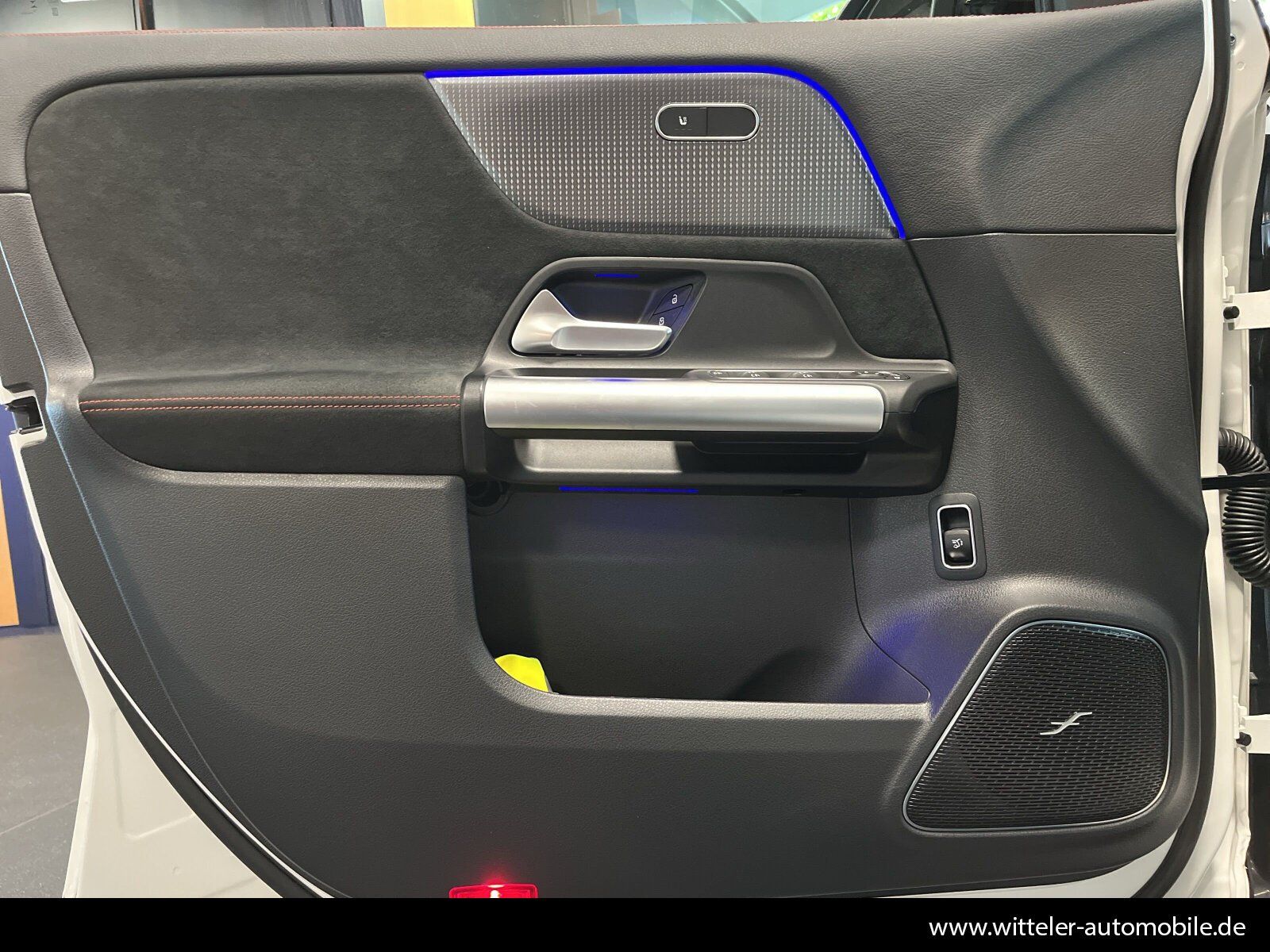 Mercedes-Benz EQA 350 4M AMG Line LED AHK PANO Night Burmester foto 17