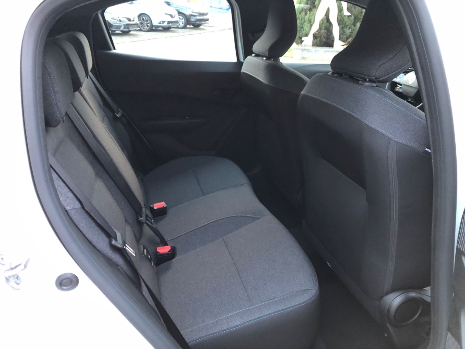 Renault Clio - Bild 18