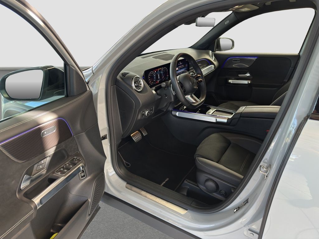 Fahrzeugabbildung Mercedes-Benz GLB 200 AMG*NIGHT*AHZV*TWA*LED*K-GO*DAB*LENKRHZG