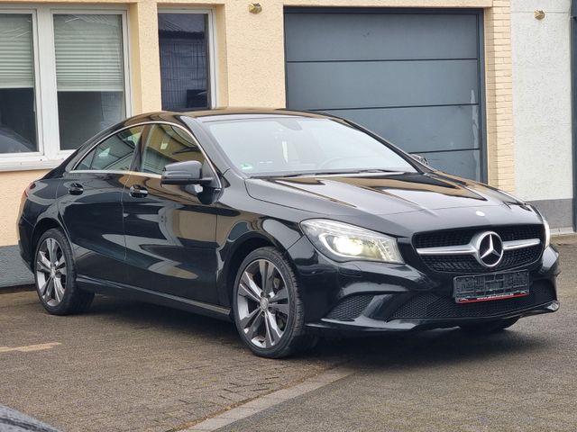 Mercedes-Benz CLA 200 CDI/Navi/Xenon/Leder/URBAN/