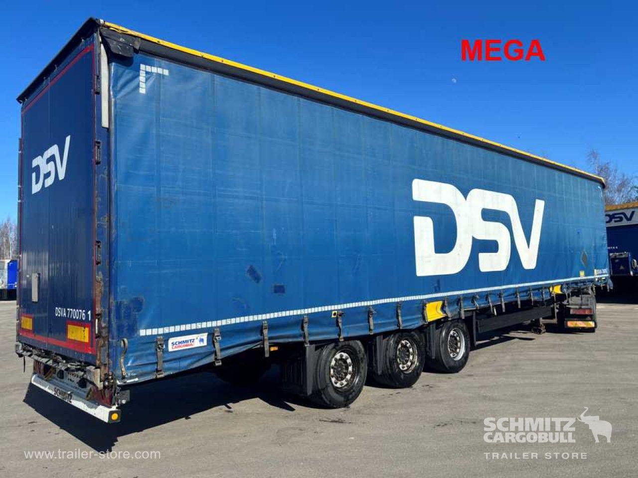 Schmitz Cargobull Curtainsider Mega