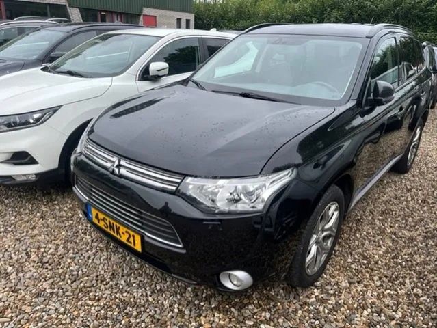 Mitsubishi Outlander PHEV Intense+