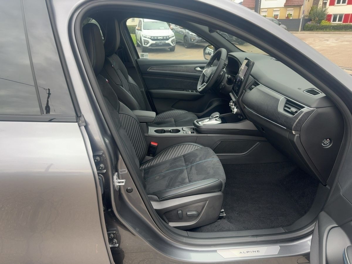 Fahrzeugabbildung Renault Arkana Esprit Alpine 160 EDC 360 Grad Kamera+EPH