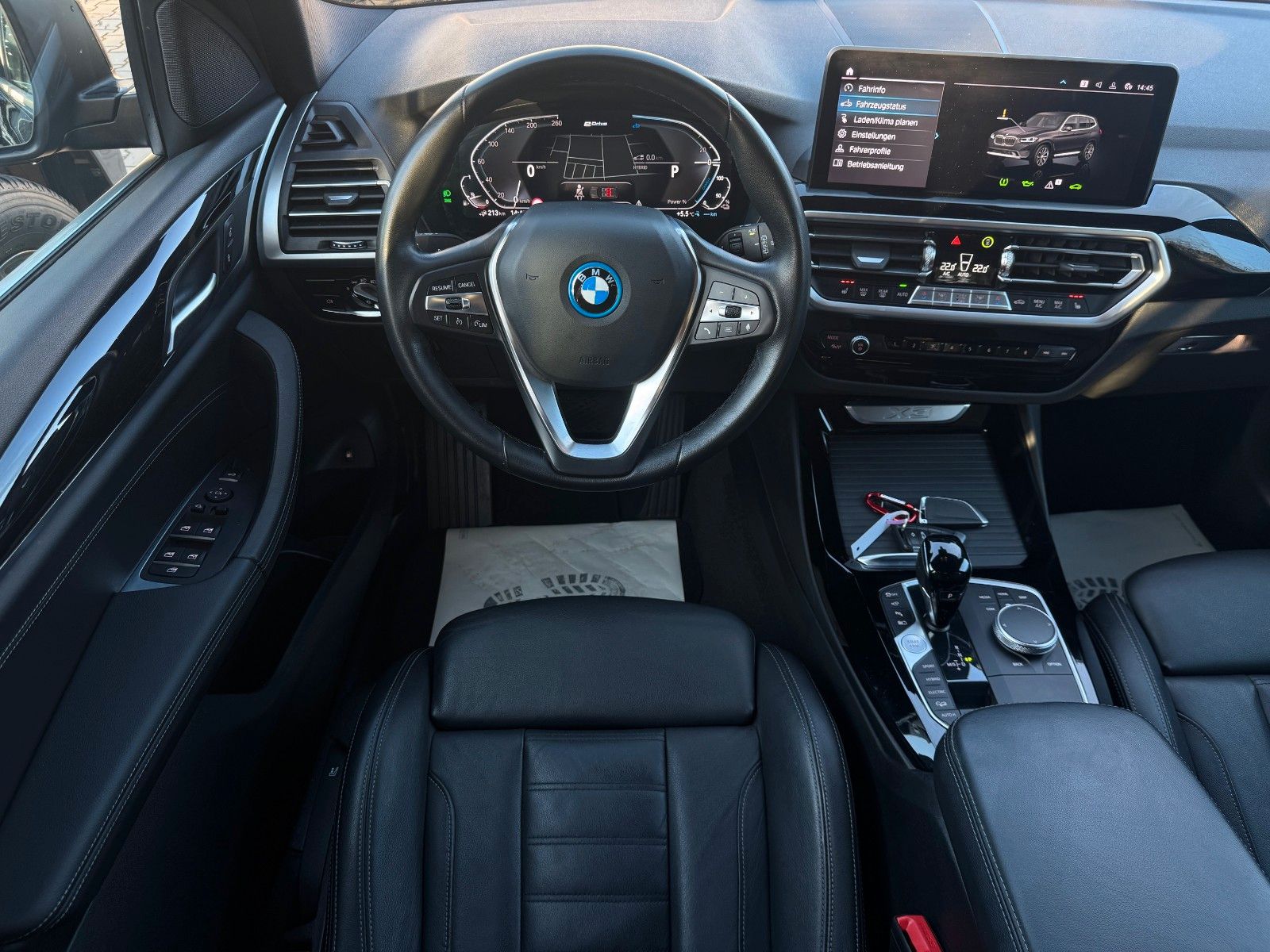 Fahrzeugabbildung BMW X3 xDrive 30 e,Leder,Navi,LED,SH,Kamera,Facelift