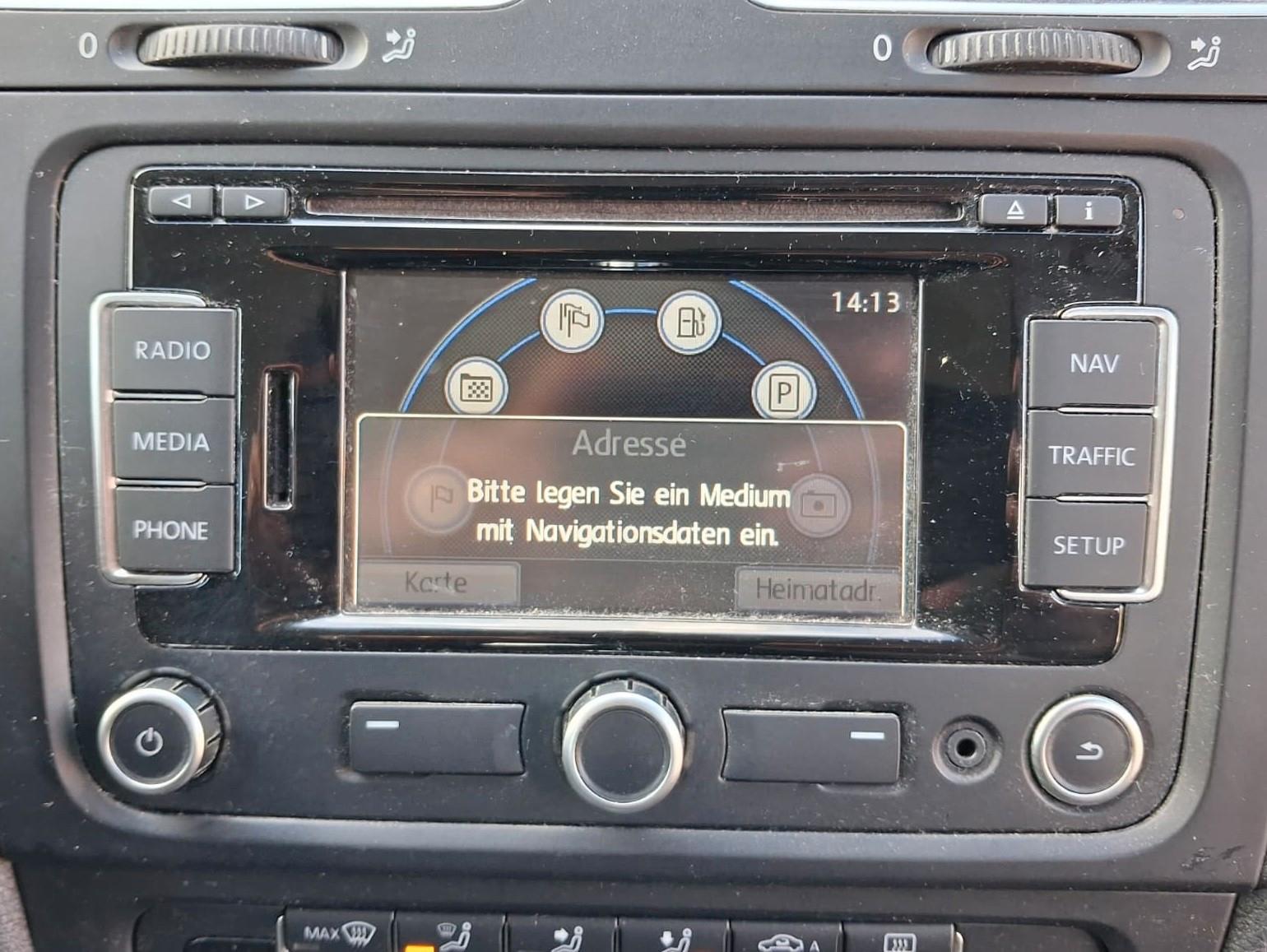 Volkswagen Golf 2011 — photo 14