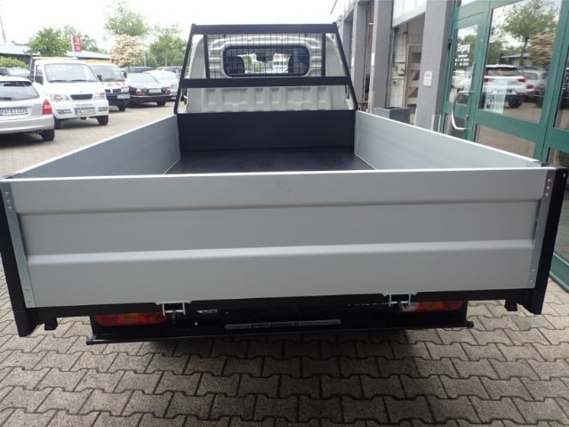 Fahrzeugabbildung Piaggio Porter NP6 Kipper SW 307 LR LPG 2,8m Pritschenlä