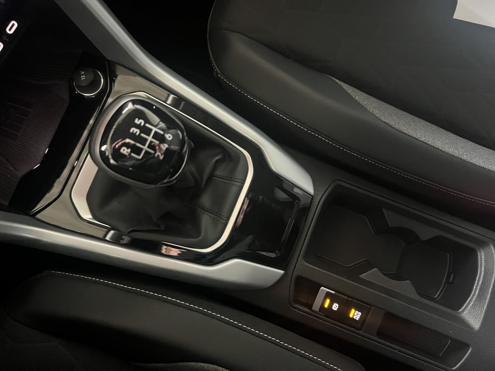 Volkswagen T-Roc - Bild 11