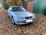 Mazda 626 Eine Hand - Mazda 626 aus 2000
