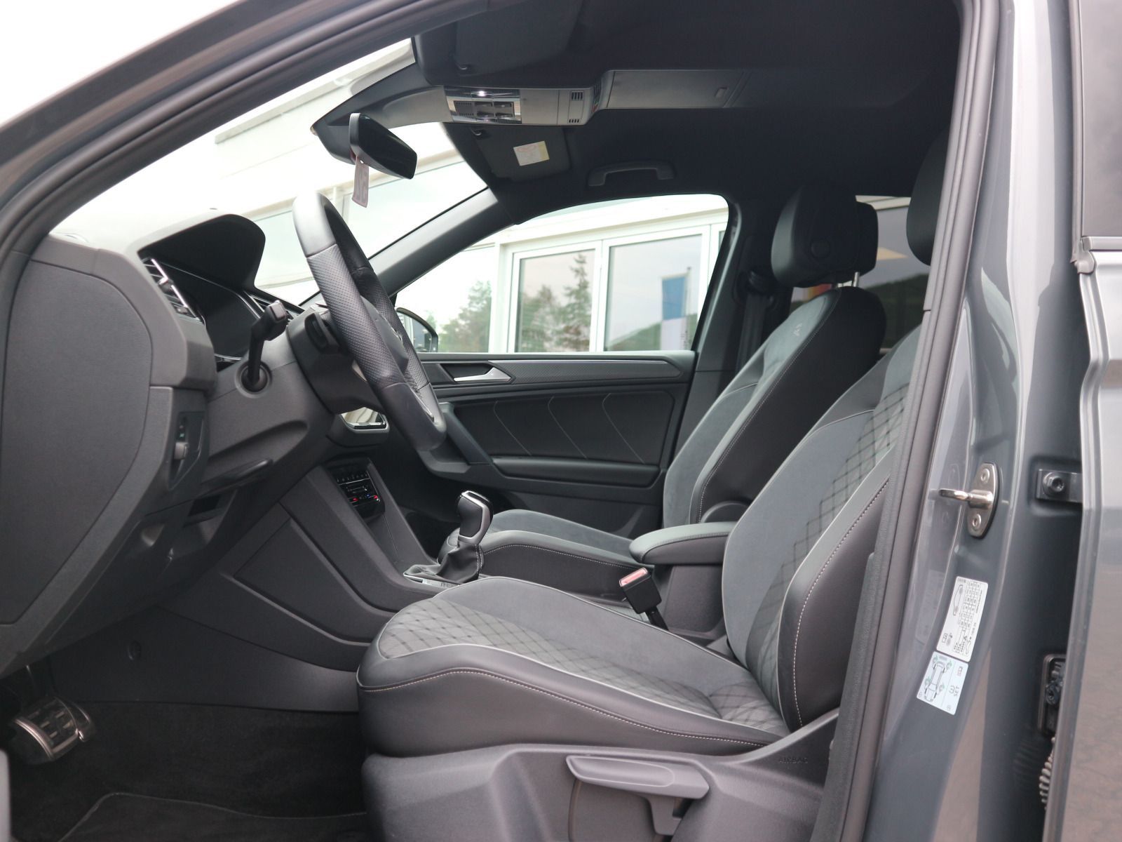 Volkswagen Tiguan - Bild 10