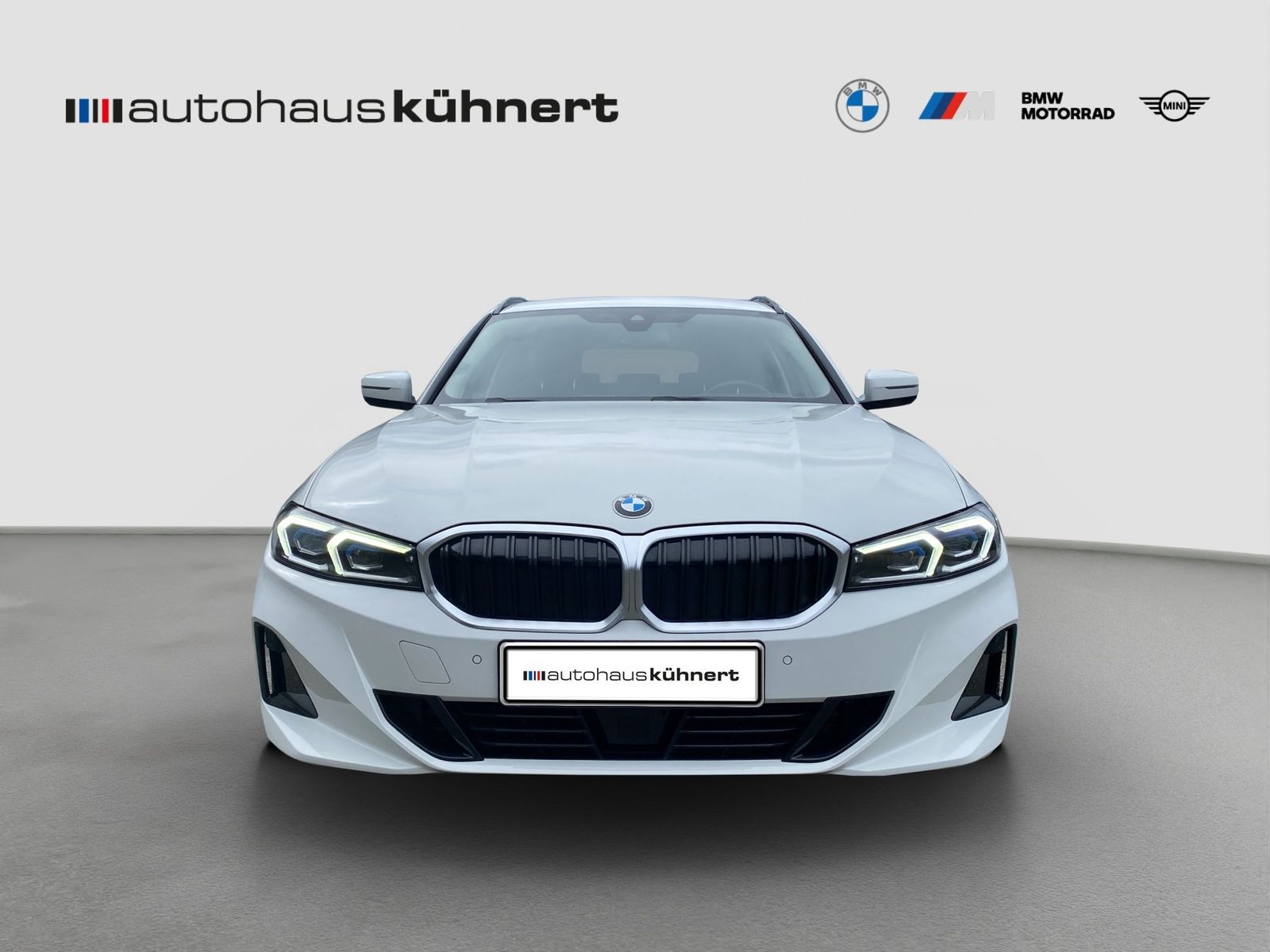 BMW 320i Touring LED ACC AHK StHzg HiFi Navi RFK DAB foto 3