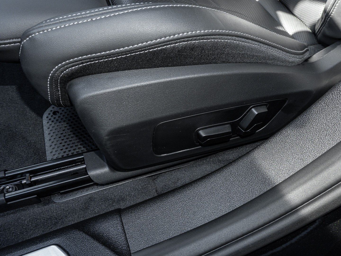 BMW 120 - Bild 14
