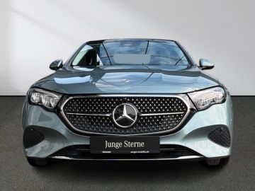 Mercedes E 200 - 5
