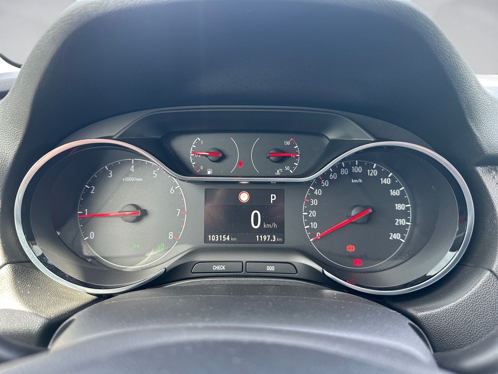 Fahrzeugabbildung Opel Grandland 1.2 Turbo Ultimate 360,AHK,LED,Leder