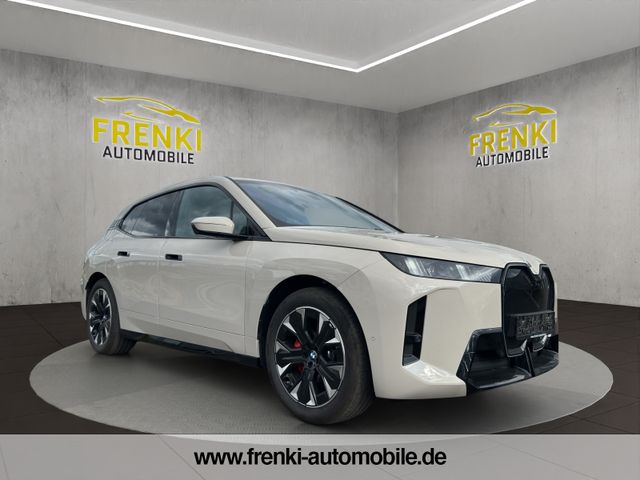 BMW iX 60 M Sport*Facelift* (Fahrzeug-Nummer 41156939171968)