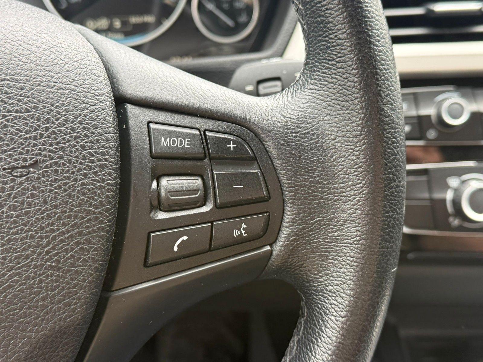 BMW 320 2015 — photo 19