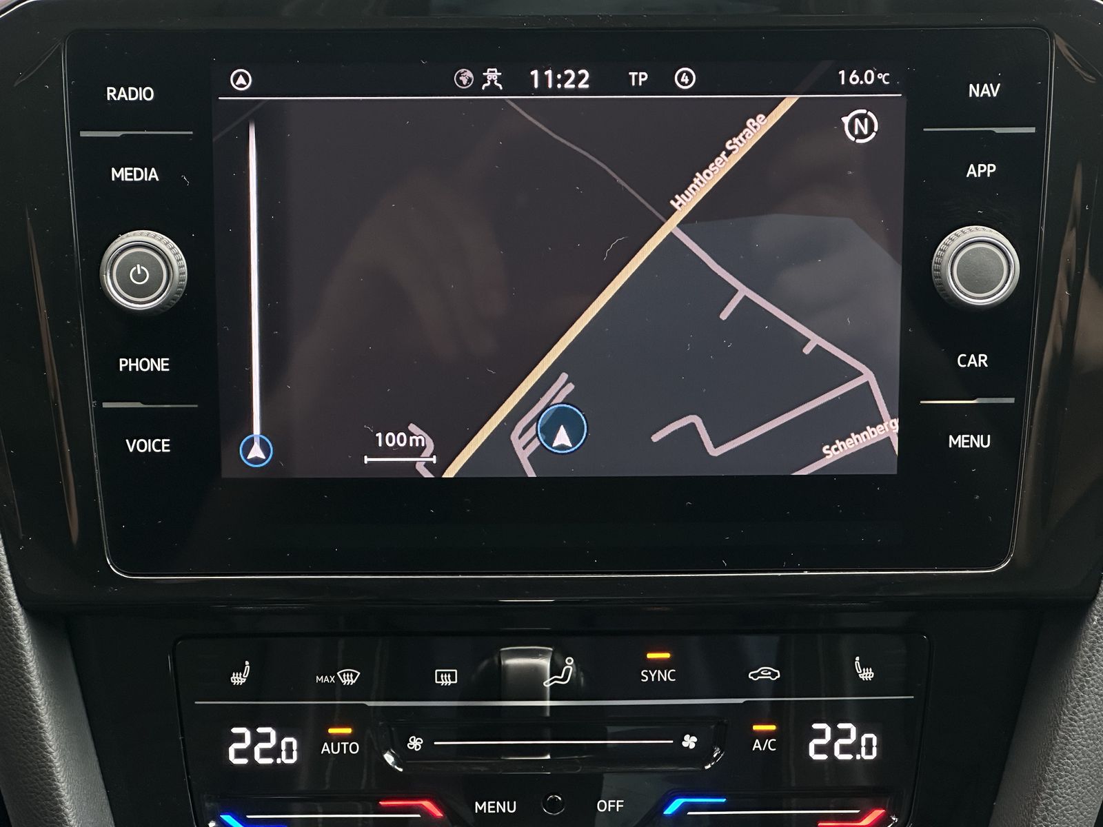 Fahrzeugabbildung Volkswagen Passat Variant 2.0 TDI DSG Elegance NAV+LED+ACC