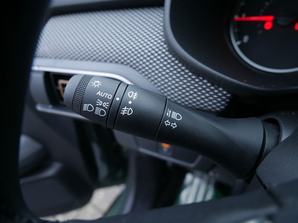 Fahrzeugabbildung Dacia Sandero Stepway Expression TCe 90