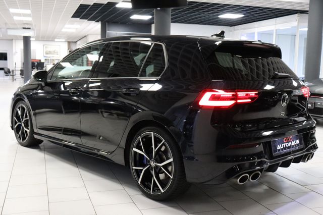 Fahrzeugabbildung Volkswagen Golf VIII Lim. R 4Motion|MATRIX|H/K|DCC|AMBIENTE
