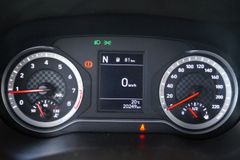 HYUNDAI i10 1.0Trend AUT-KLIMA-ALU+WR-NAVI-SHZG-TEMPOMAT