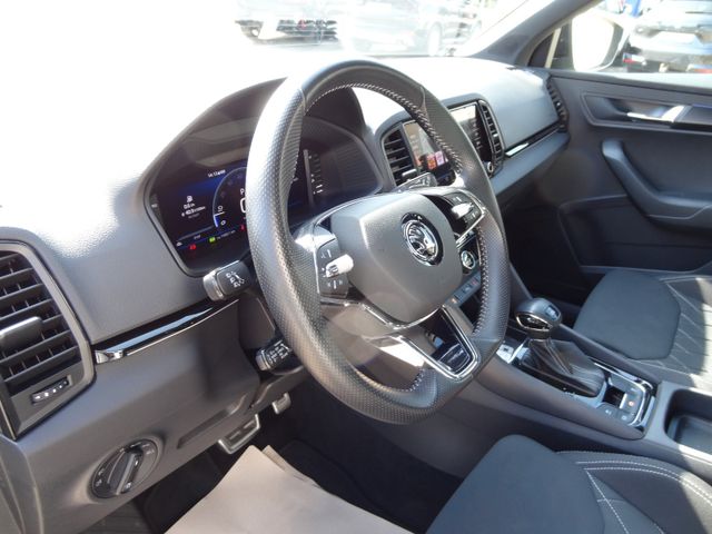 Fahrzeugabbildung Skoda Karoq Sportline/2.Hd/LED/Pano/Virtual/Navi/SitzH