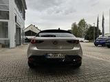 Mazda 3 2024 2.0L e-SKYACTIV G 150ps 6MT FWD Homura - Mazda 3: Allradantrieb