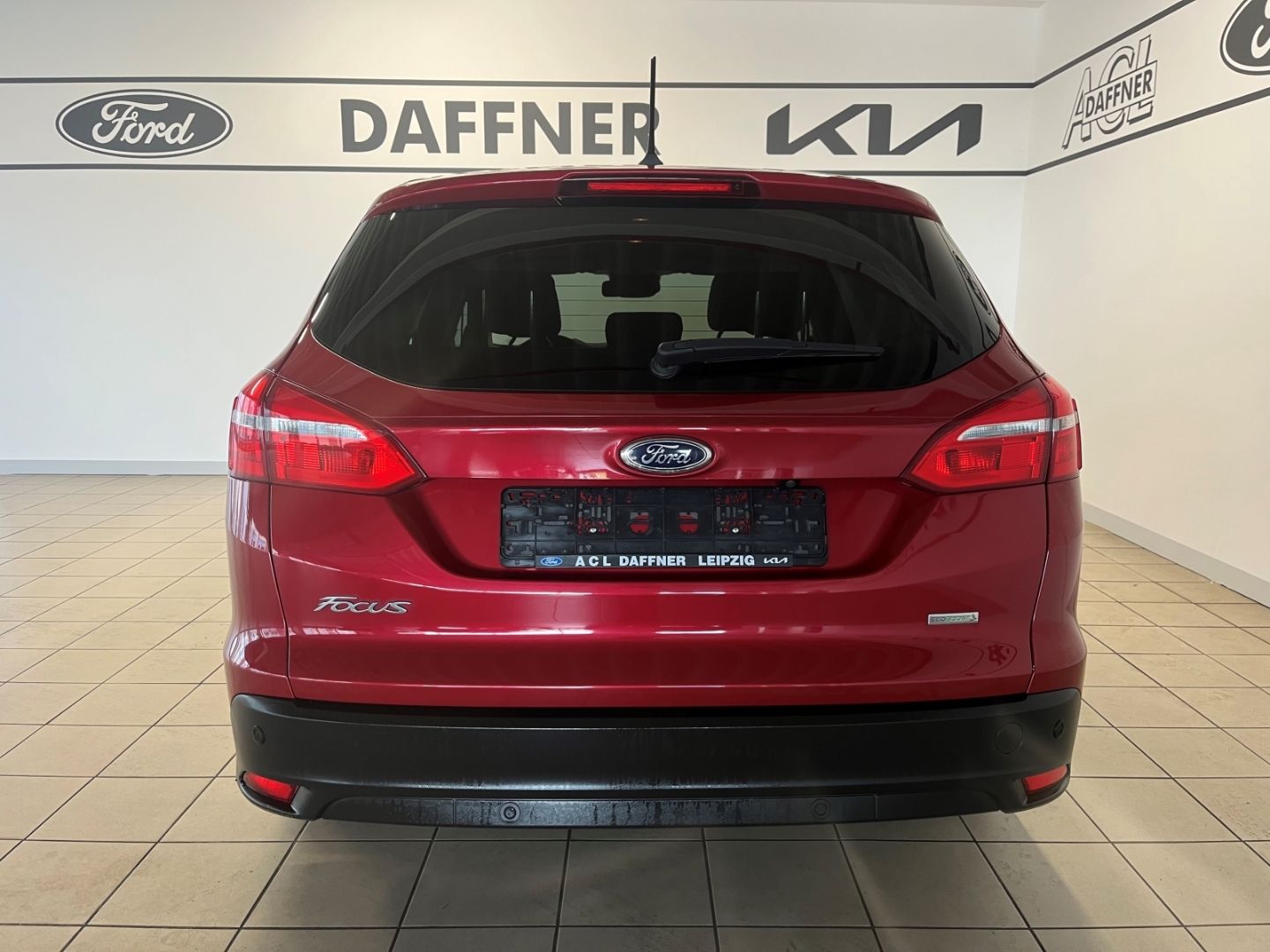 Fahrzeugabbildung Ford Focus Turnier Business 1.0 EcoBoost