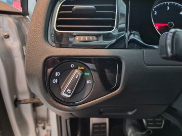 Volkswagen Golf - 12