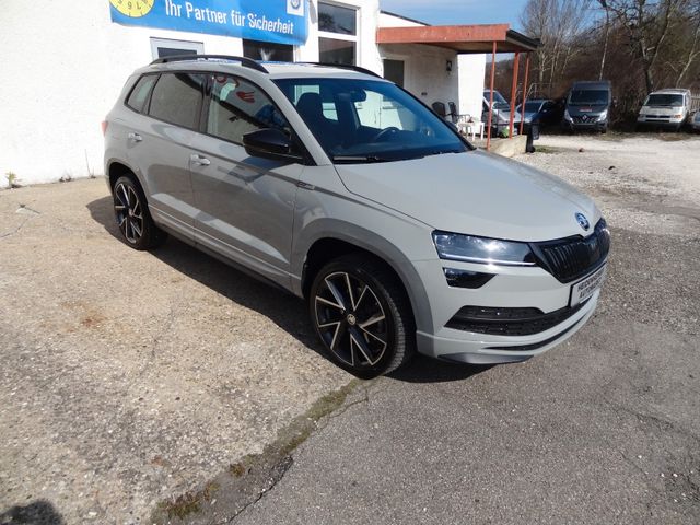 Fahrzeugabbildung Skoda Karoq Sportline/2.Hd/LED/Pano/Virtual/Navi/SitzH