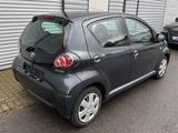 Toyota Aygo (X) 1.0 Automatik-1.Hand-87TKM-5-Türer-Sche - Toyota Aygo (X) in Düsseldorf