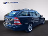 Mercedes-Benz C 180 T-Modell 1.8 AT Avantgarde BiXenon Navi SD - Mercedes-Benz C 180 Gebrauchtwagen in Dresden