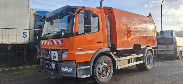 Mercedes-Benz Atego 1524  2 6-Zyl. 4x2