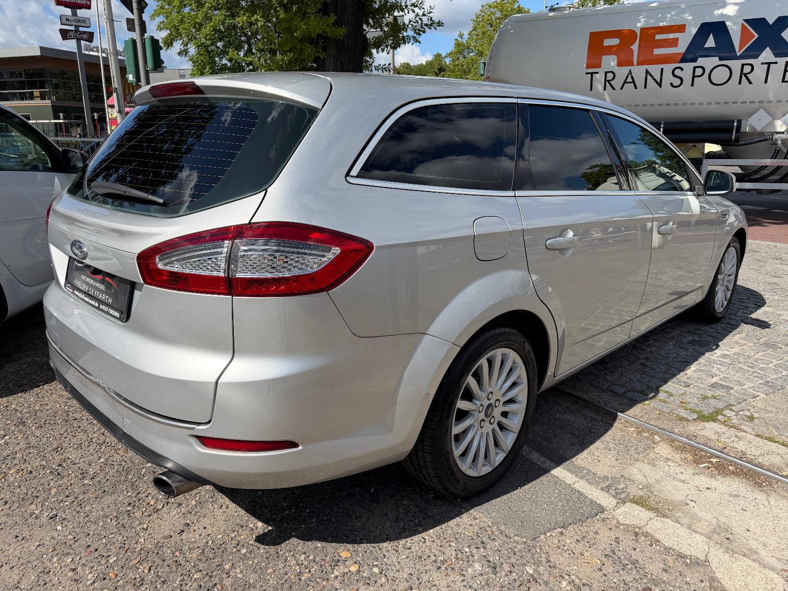 Ford Mondeo 2012 — interior