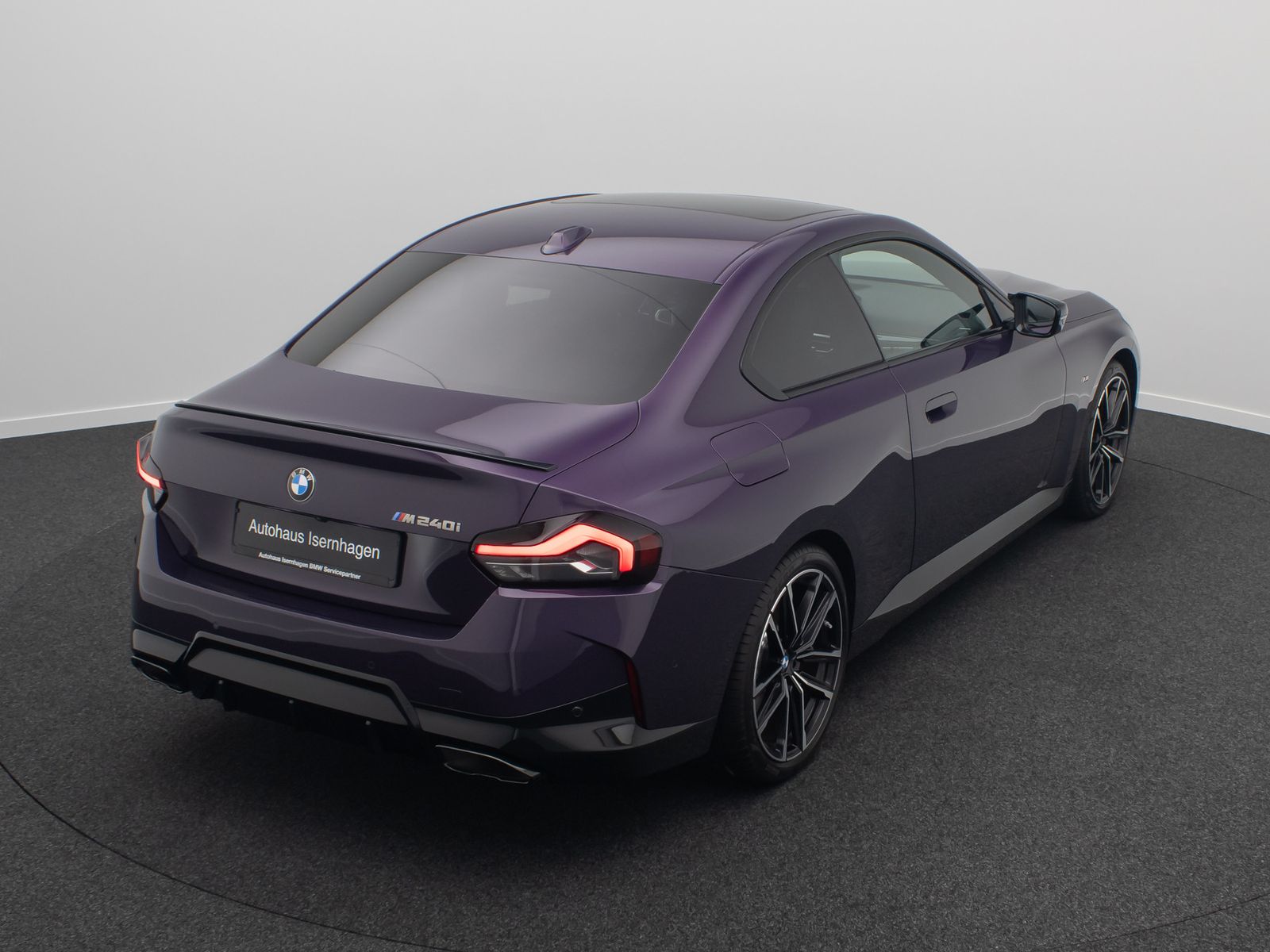 Fahrzeugabbildung BMW M240i xD Coup&eacute; Kamera Alarm DAB HiFi Glasdach