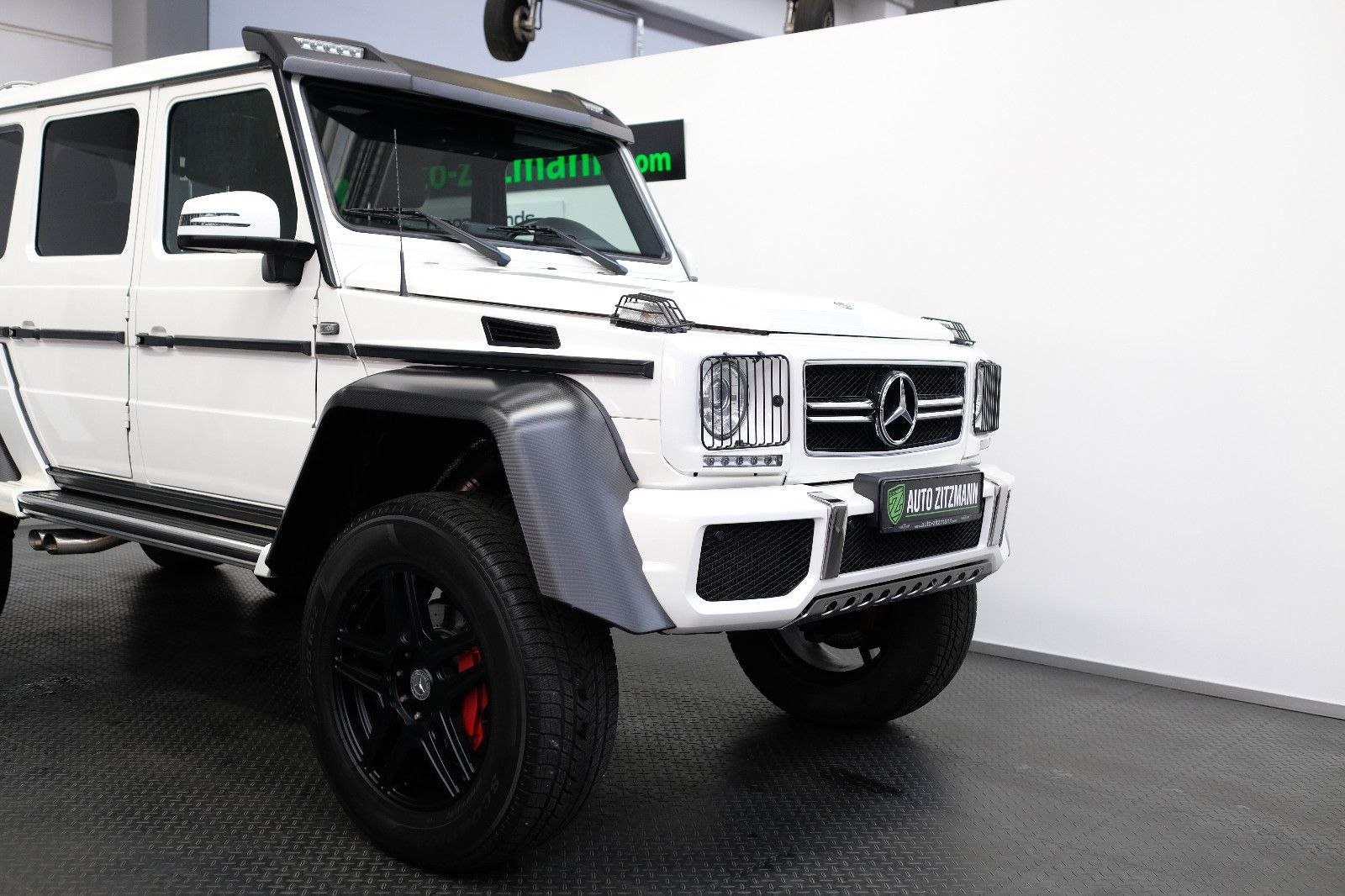 Fahrzeugabbildung Mercedes-Benz G 63 6x6/1.HAND/DEUTSCH/KAMERA/BRABUS/SERVICENEU