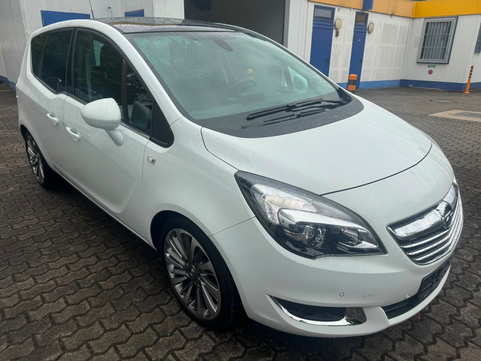 Fahrzeugabbildung Opel Meriva B Innovation Panorama+Klima