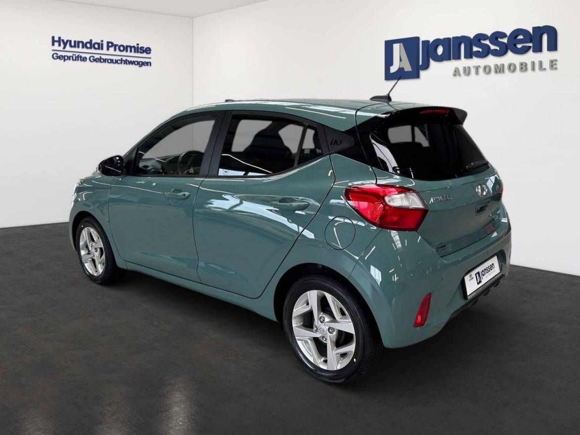 Fahrzeugabbildung Hyundai i10  Connect & Go