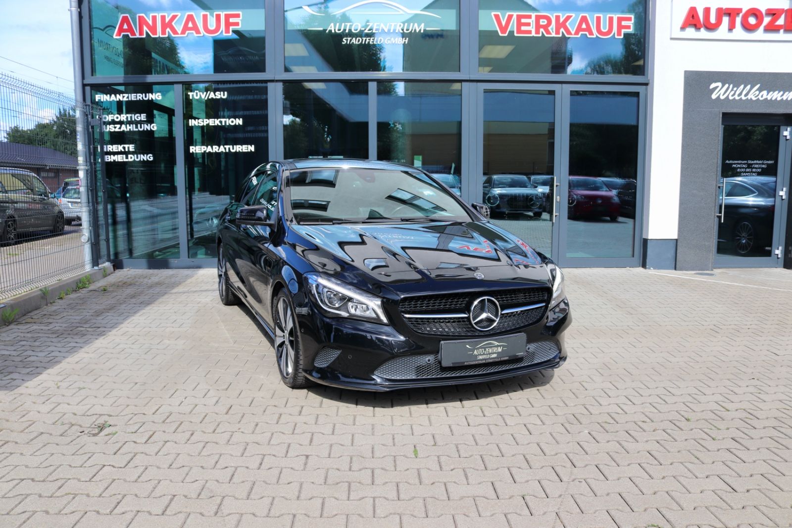 MERCEDES-BENZ CLA 200d Shooting Brake Navi Klima SHZ LED