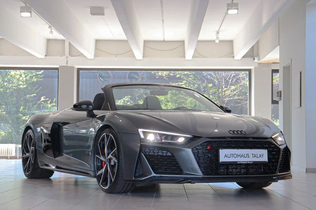 Audi R8 Spyder 5.2 RWD Laser/B&O/Nappa/Schalensitze