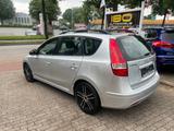 Hyundai i30 cw Classic +Klima+HU/AU neu+ - gebrauchte Hyundai i30 aus dem Jahr 2011