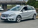 Mercedes-Benz B 200*Automatik*Rückfahrkamera*PDC*Tempomat - Mercedes-Benz B 200 in Nürnberg